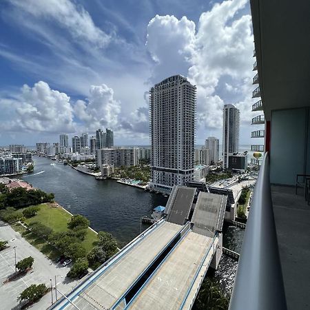23Rd Floor Luxury & Spacious Beachwalk Resort Apartment With Amazing View Hallandale Beach Ngoại thất bức ảnh