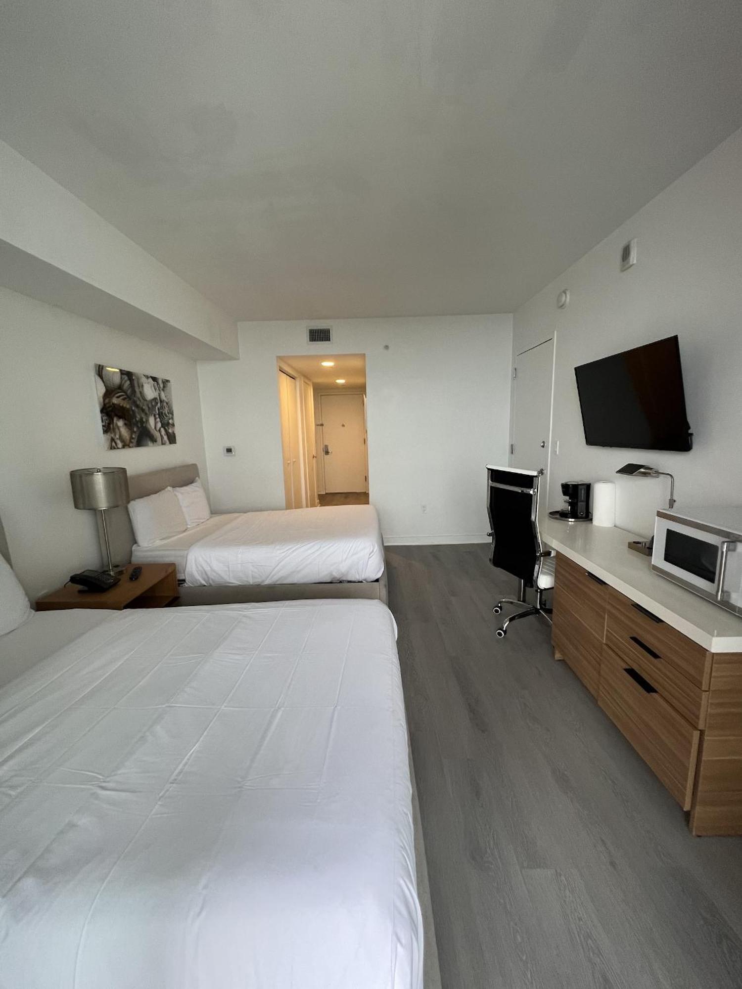 23Rd Floor Luxury & Spacious Beachwalk Resort Apartment With Amazing View Hallandale Beach Ngoại thất bức ảnh