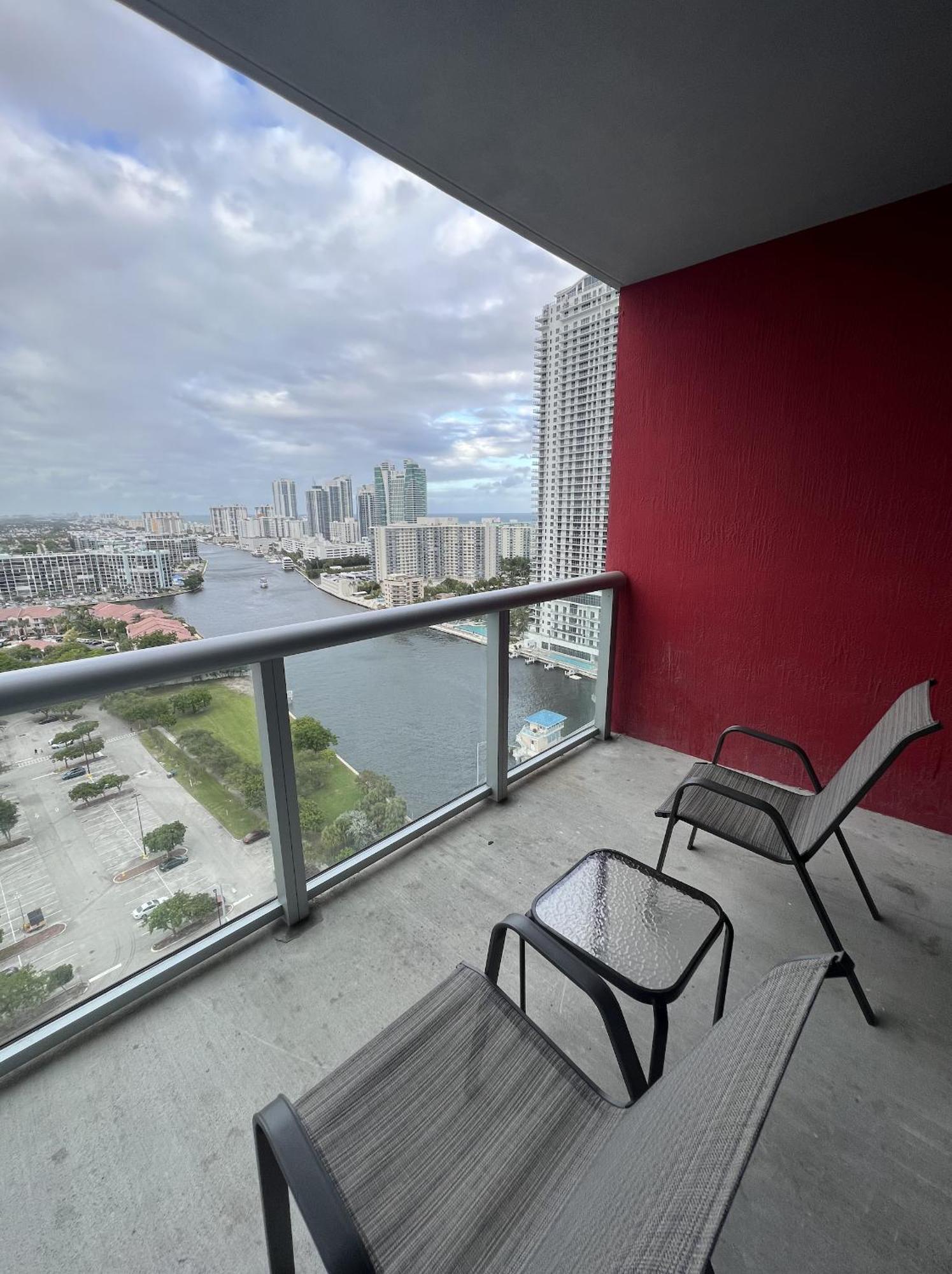 23Rd Floor Luxury & Spacious Beachwalk Resort Apartment With Amazing View Hallandale Beach Ngoại thất bức ảnh