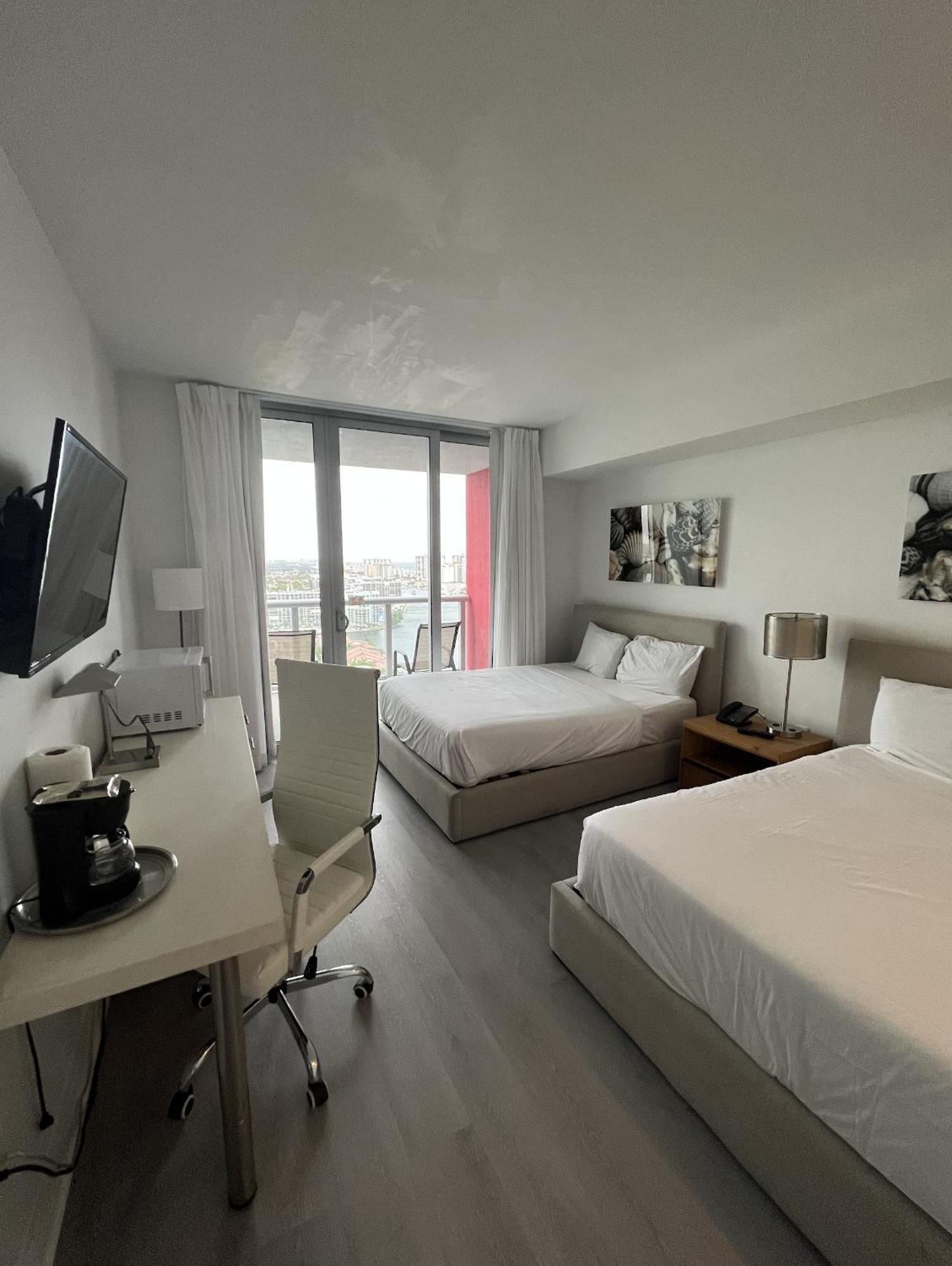 23Rd Floor Luxury & Spacious Beachwalk Resort Apartment With Amazing View Hallandale Beach Ngoại thất bức ảnh